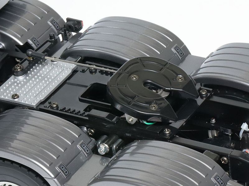 Tamiya 56376 SCANIA 8X4/4 PAINTED GUN METAL