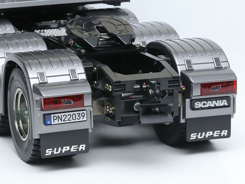 Tamiya 56376 SCANIA 8X4/4 PAINTED GUN METAL