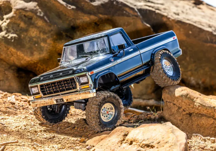 Traxxas 92144-4-BLK TRX-4 Crawler Ford F150 &acute;79 RTR Black
